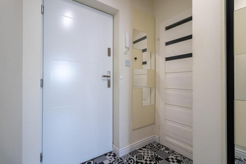 Cozy Renovated In Bielany Next To Subway Apartament *